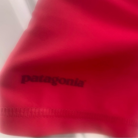 Patagonia Girls Hot Pink With Butterfly Print Swim Top Rashguard Size XL 14 EUC - Picture 3 of 6